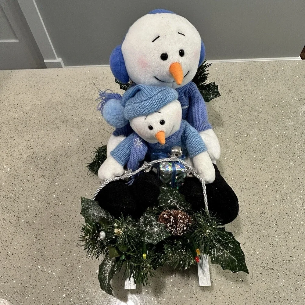 Avon Gift Collection A Magical Winter Sleigh Ride Musical Lights - Snowman‎